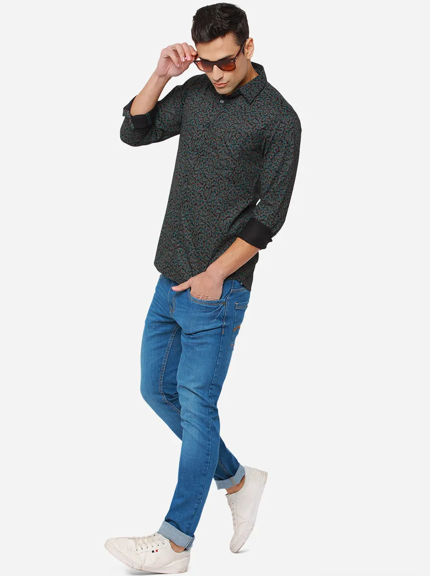 Black & Seagreen Printed Slim Fit Semi Casual Shirt | JadeBlue