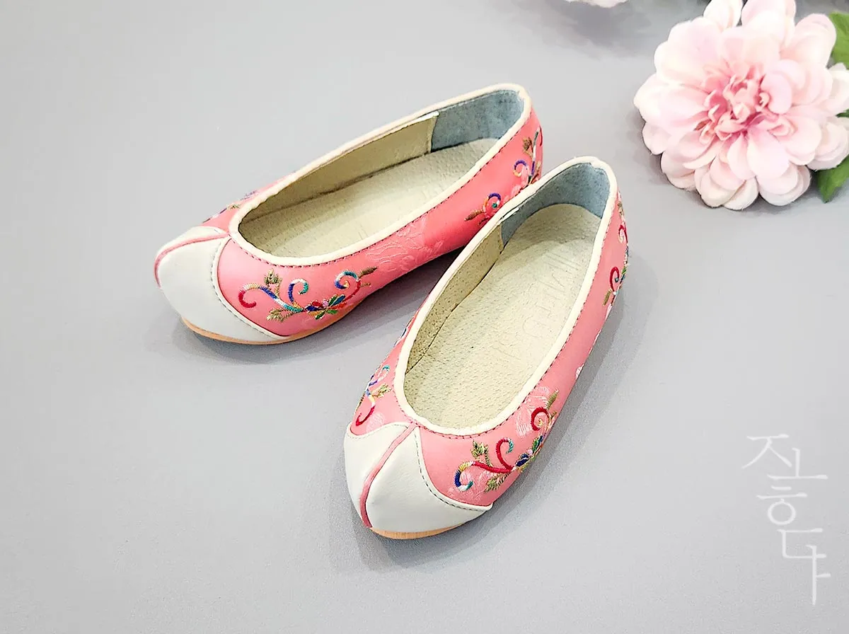 Colorful Flower Baby Girl Hanbok Shoes in Pink