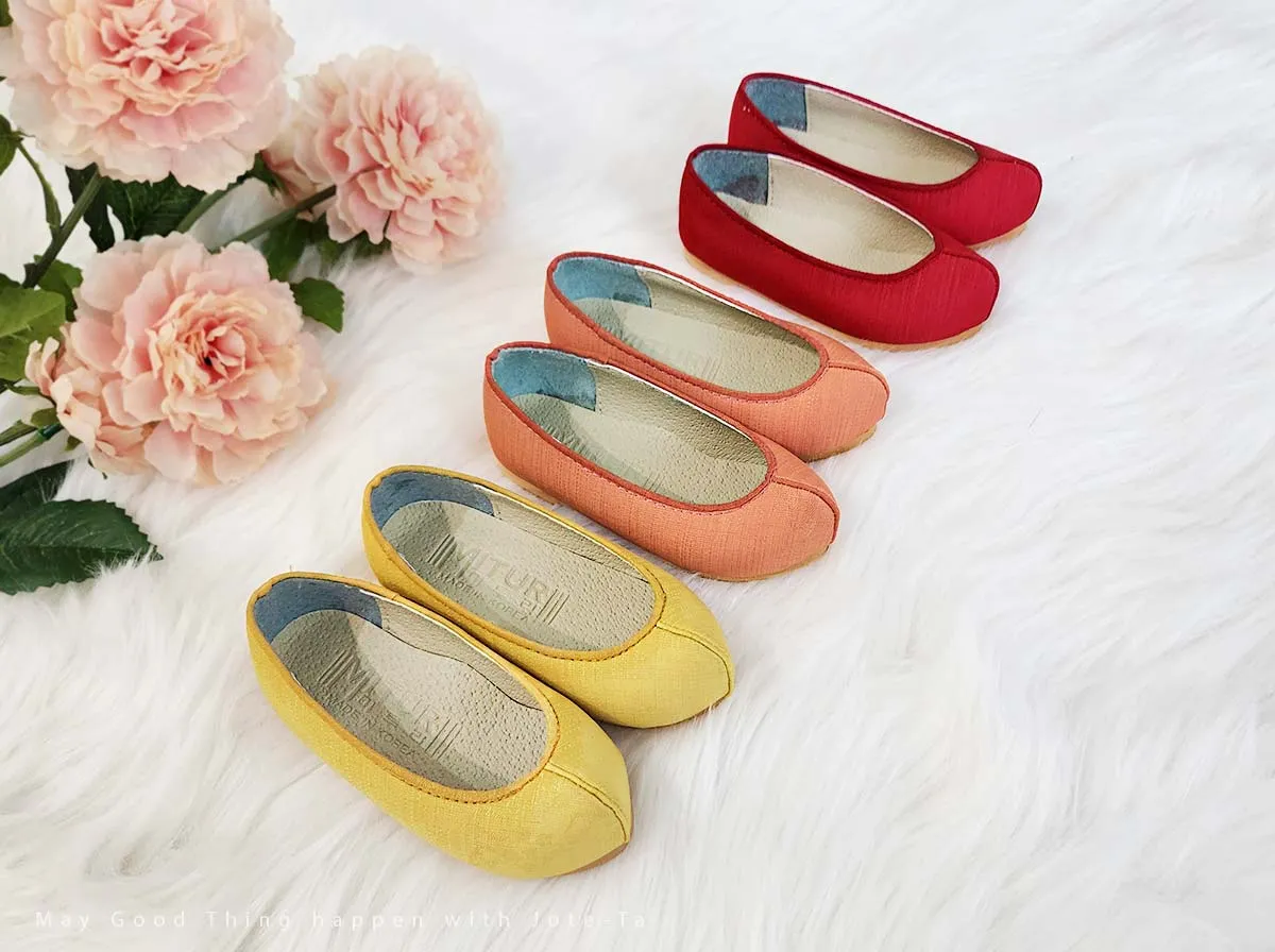 Cute Baby Girl Hanbok Shoes in Yellow