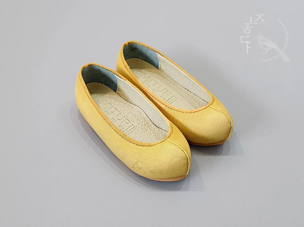 Cute Baby Girl Hanbok Shoes in Yellow