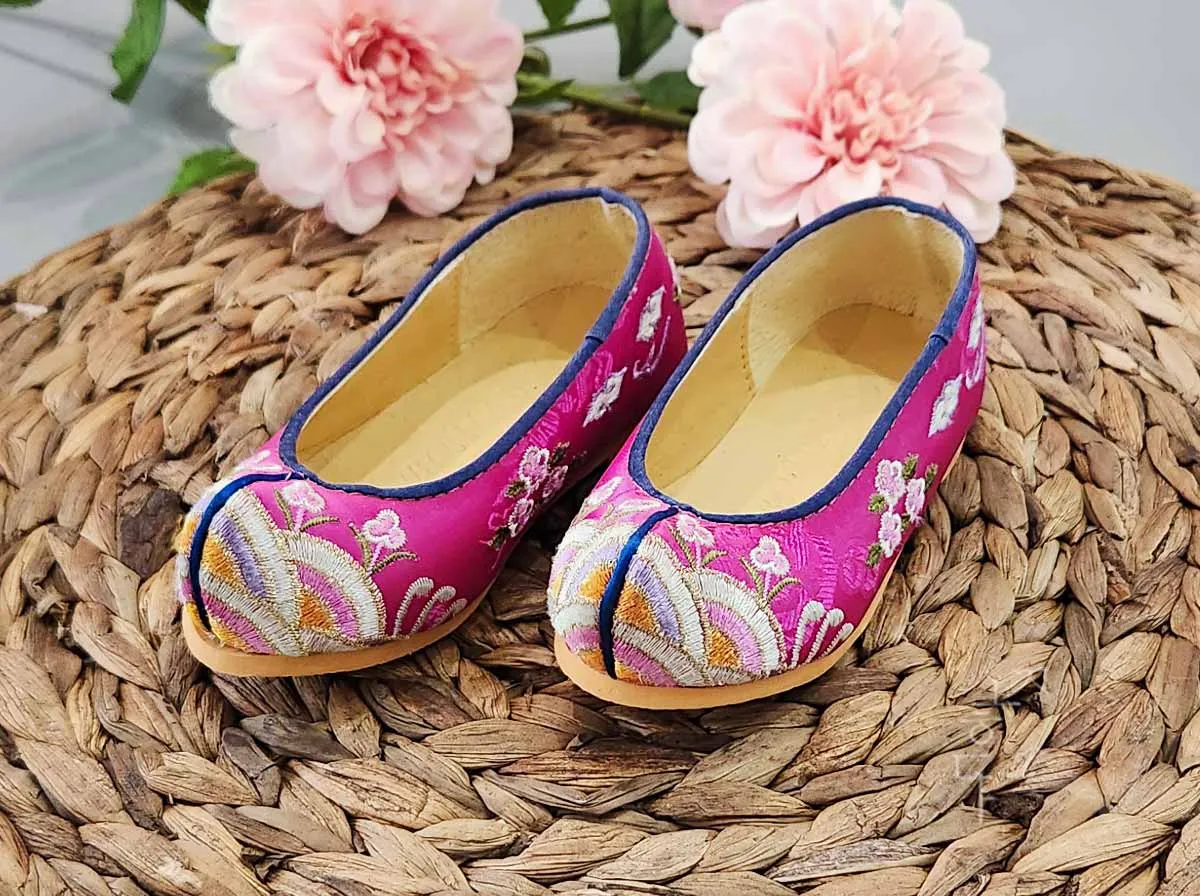 Embroidered Flower Baby Girl Hanbok Shoes in Magenta