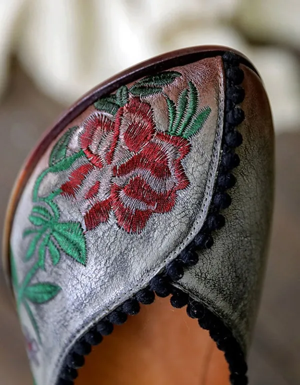 Embroidered Low-Heeled Vintage Ethnic Shoes