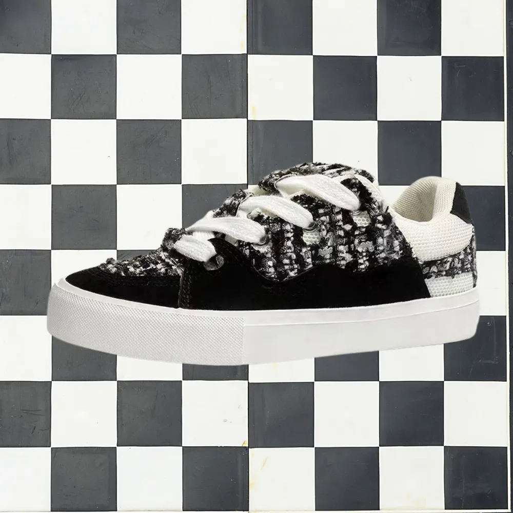 “Irregular Grid” Shoes