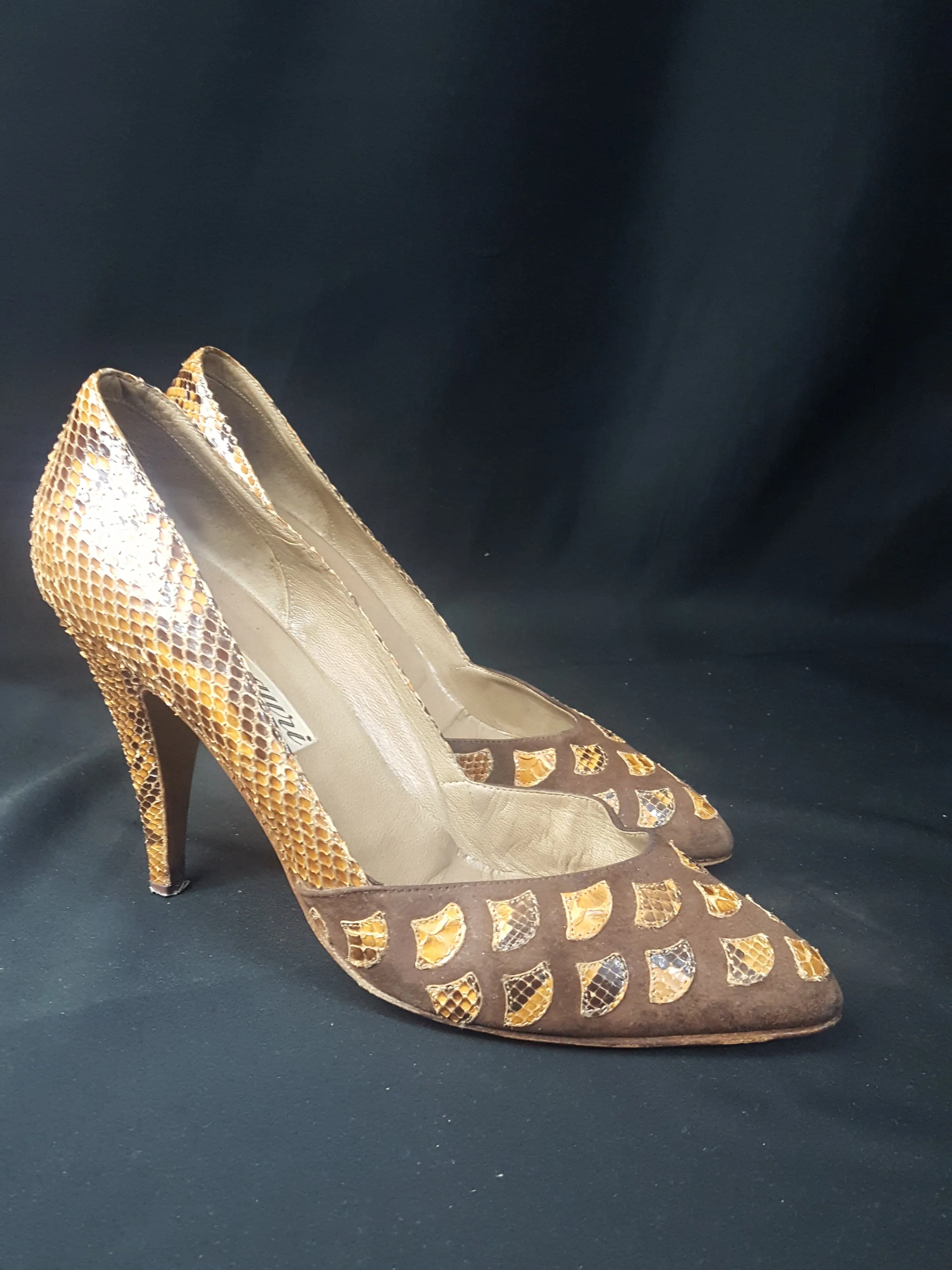 Mauri Suede and Lizard Pumps size 40