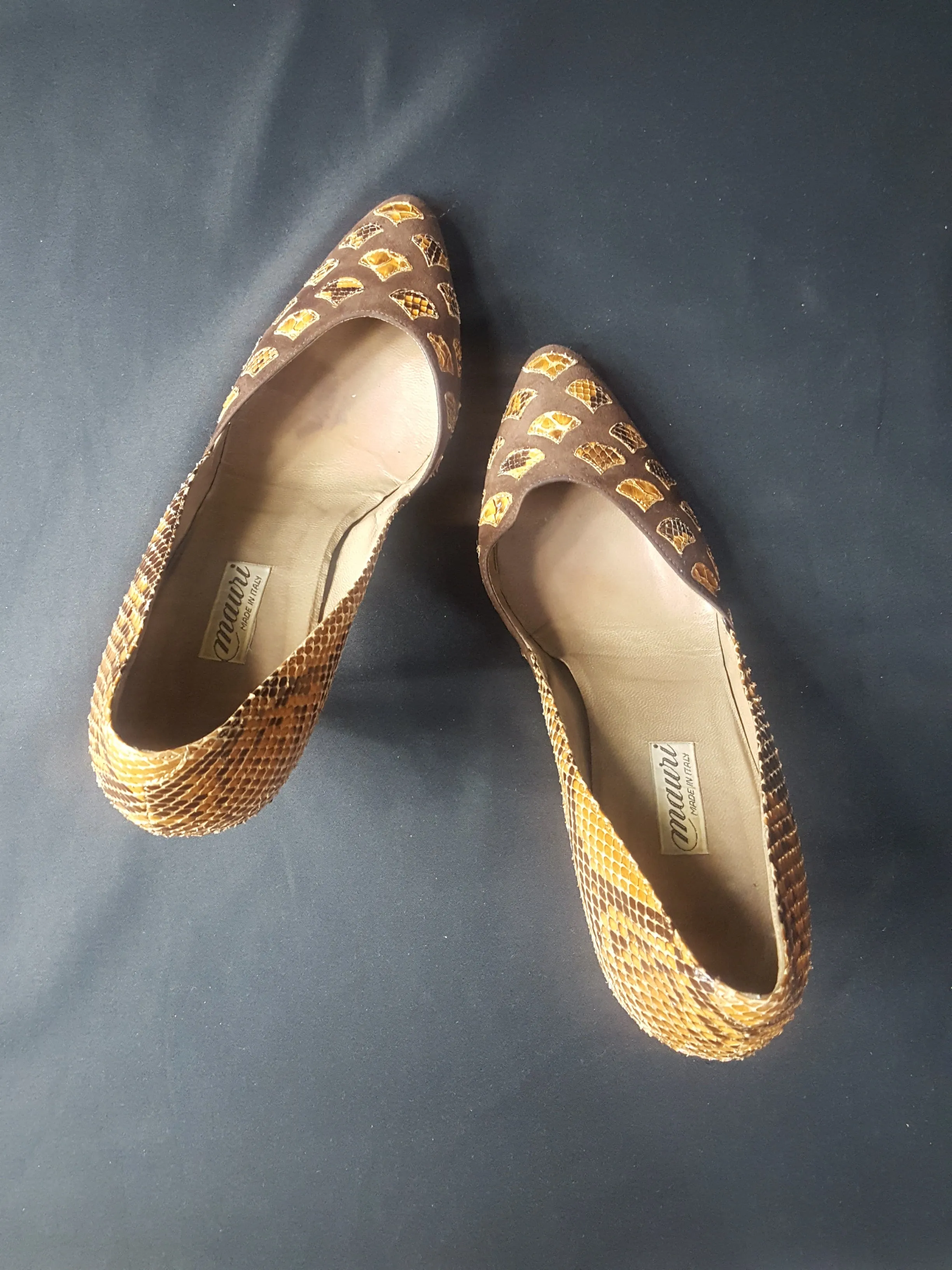 Mauri Suede and Lizard Pumps size 40