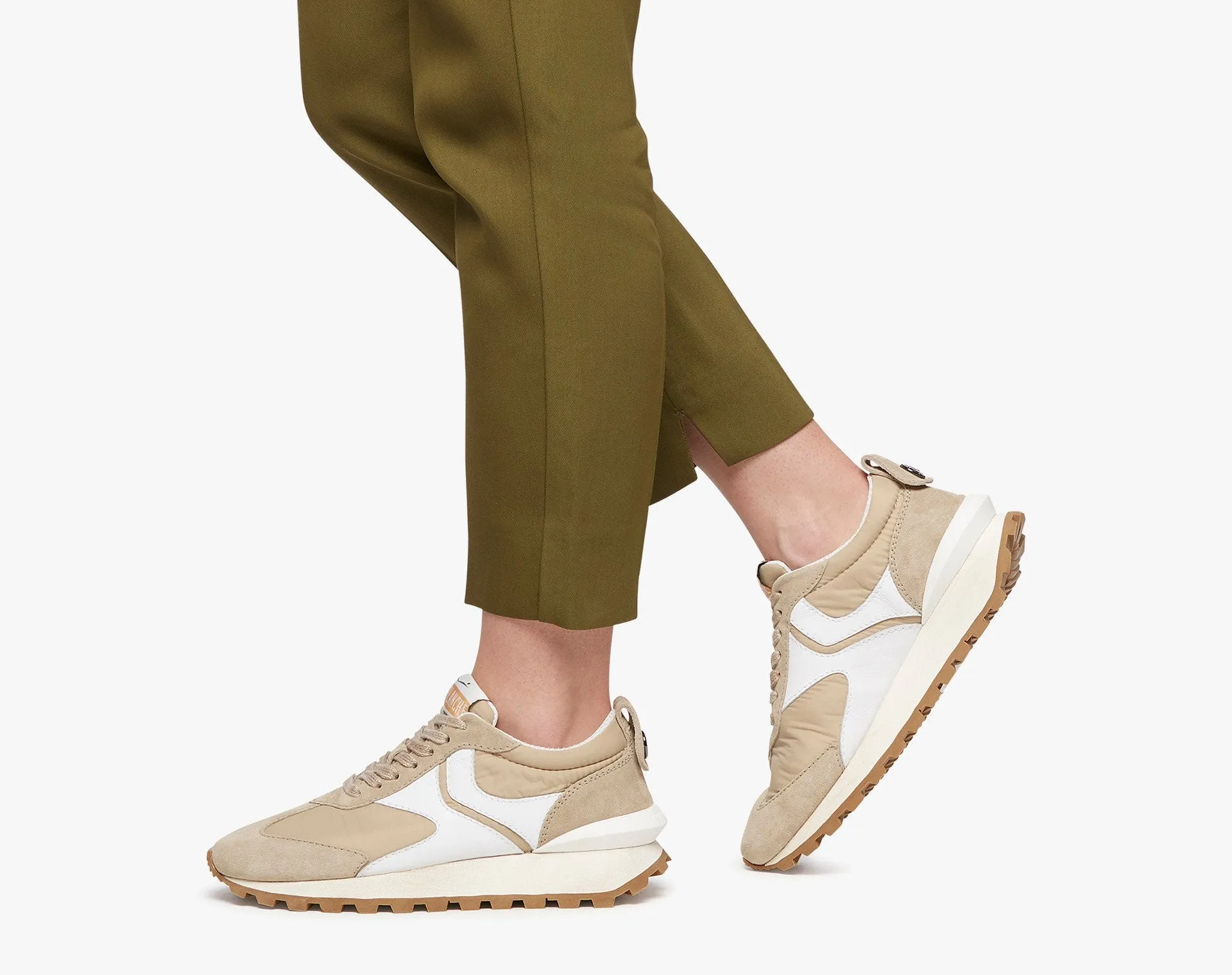 Qwark Woman Beige Chunky Sneakers