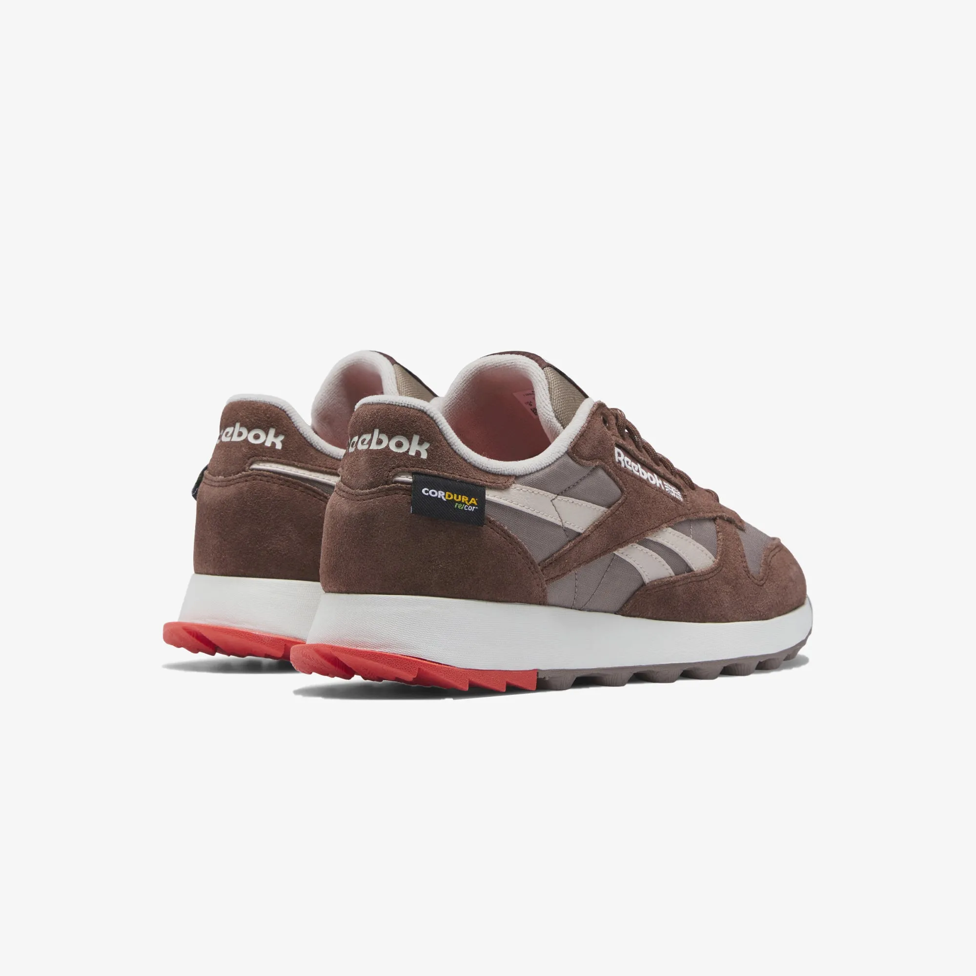 Reebok | CLASSIC LEATHER  { BROWN