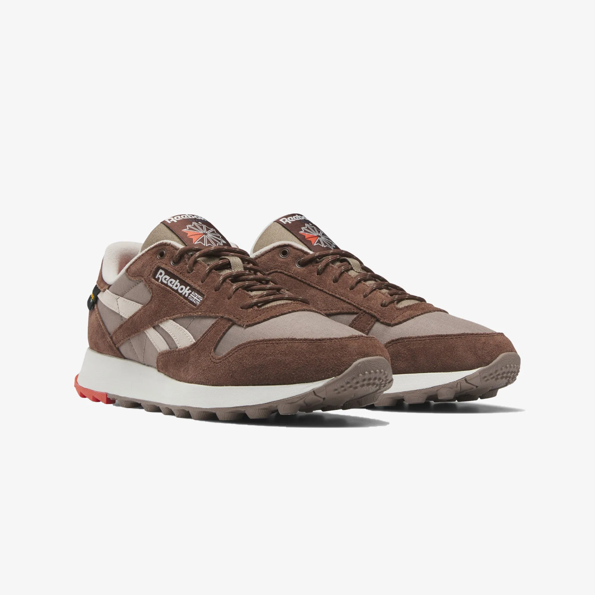 Reebok | CLASSIC LEATHER  { BROWN