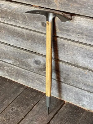 Stubai - Vintage Mountaineering Axe (24")