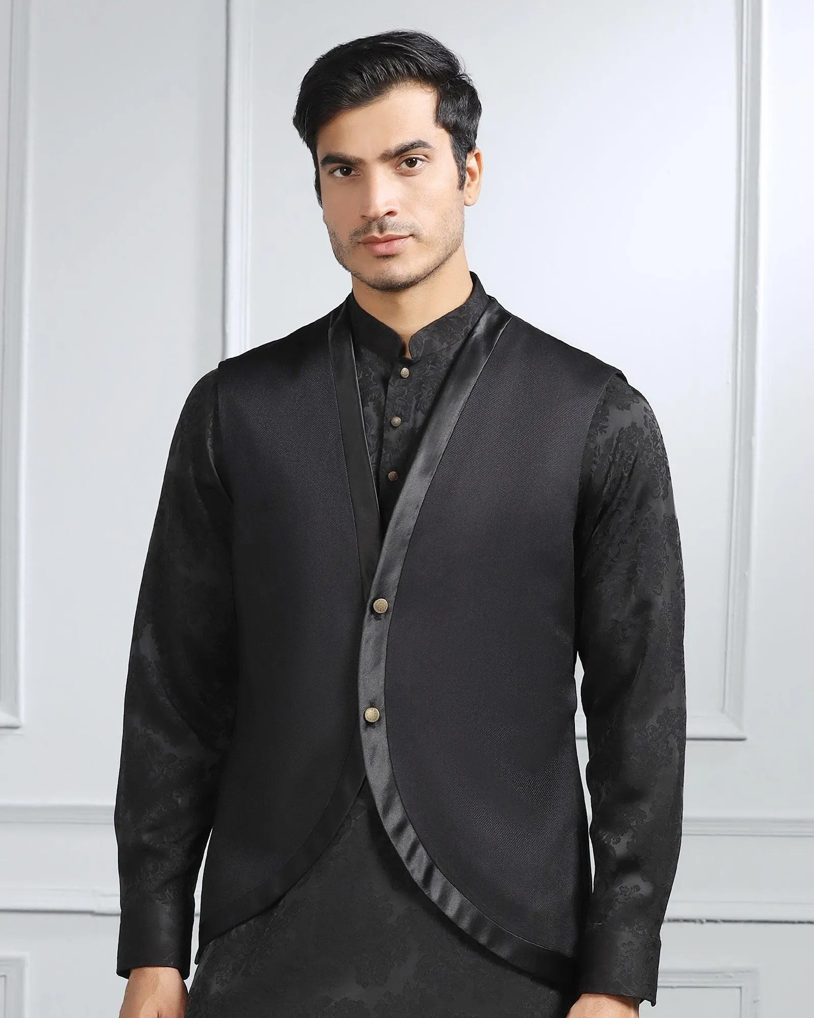 Swarn Multitude 6X Black Textured Achkan Set - Stapol