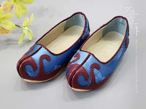 Traditional Baby Boy Hanbok Shoes in Blue & Red Brown