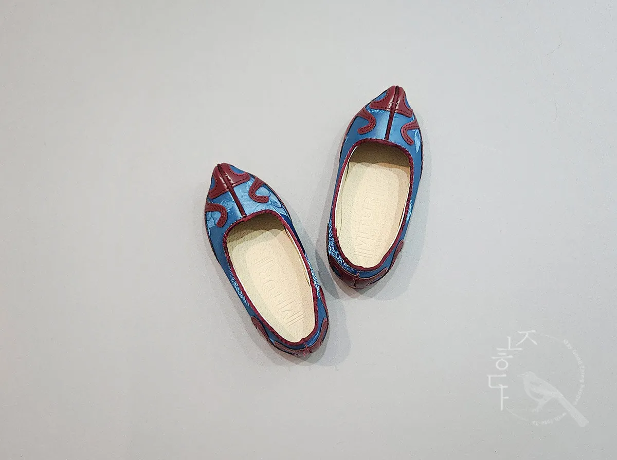 Traditional Baby Boy Hanbok Shoes in Blue & Red Brown