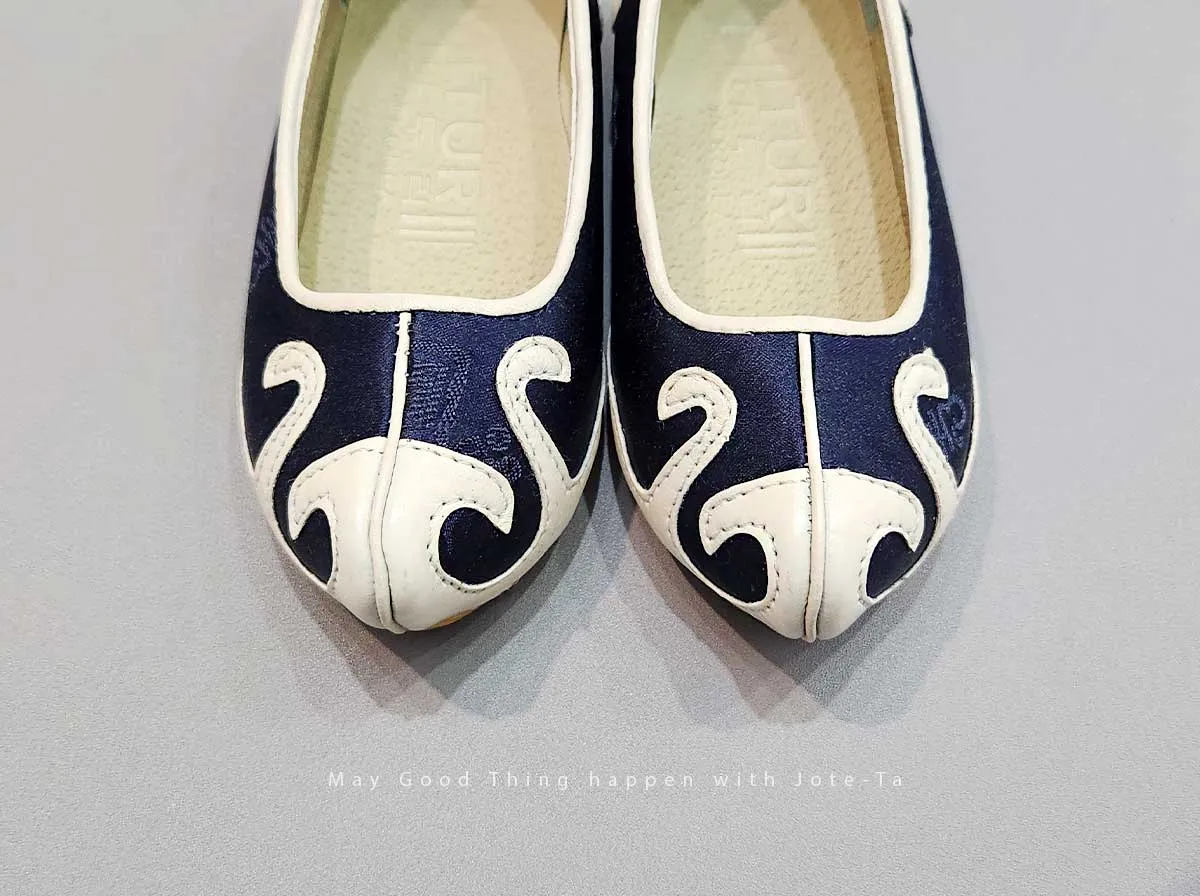 Traditional Baby Boy Hanbok Shoes in Navy & Ivory