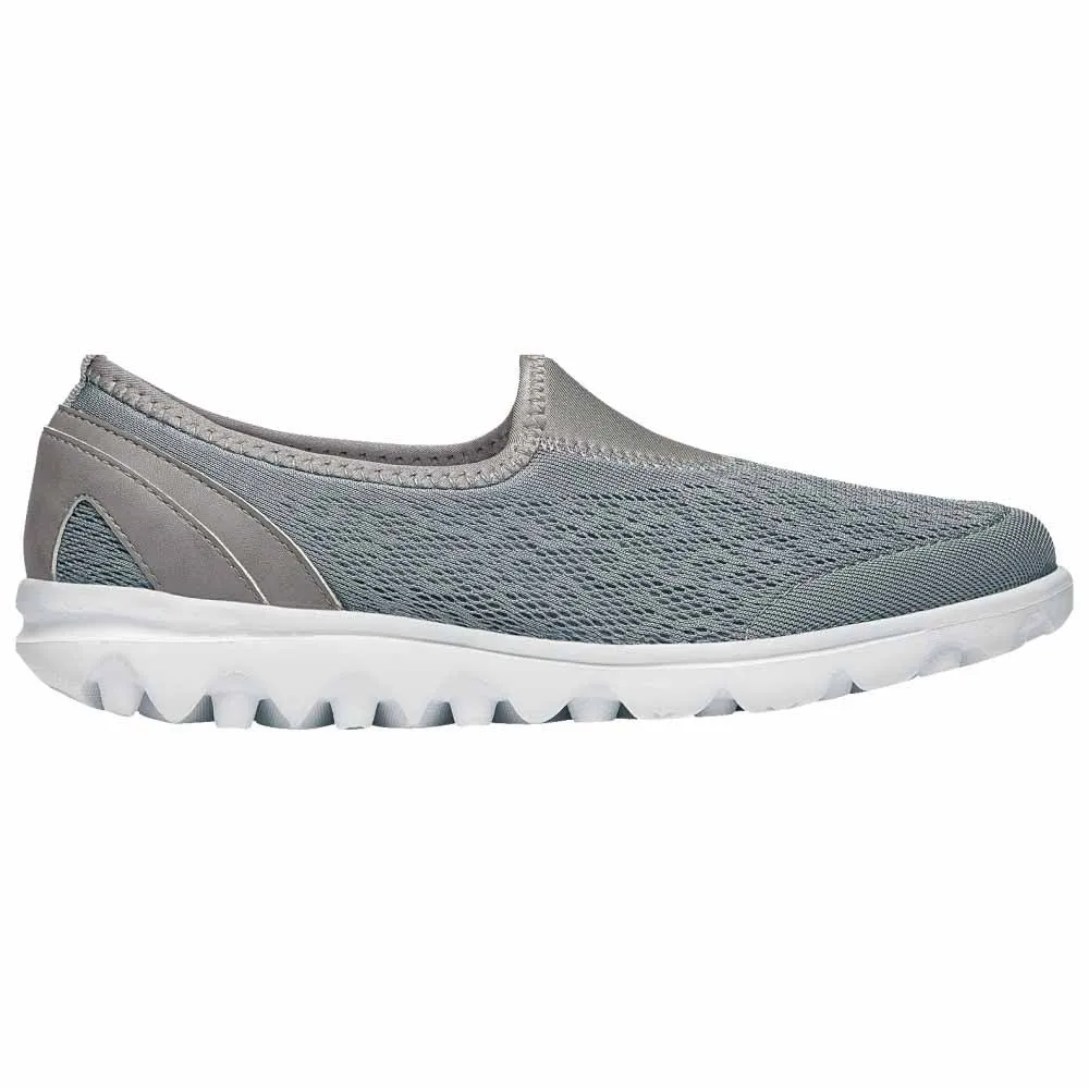 TravelActiv Slip-On Sneakers