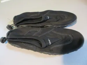 Used Oxide Water Shoes Size 1