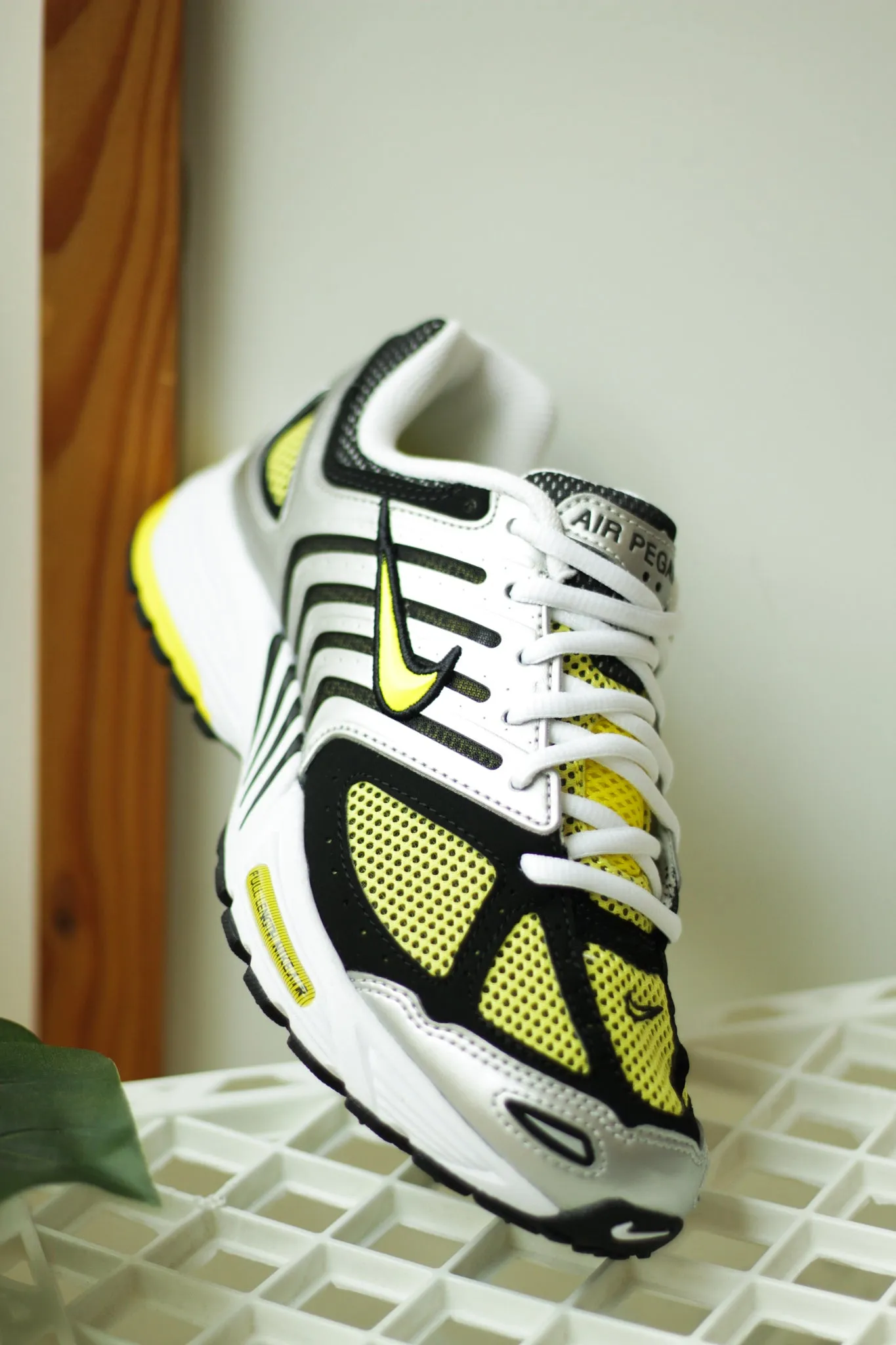 W PEGASUS 2005 "OPTI YELLOW"